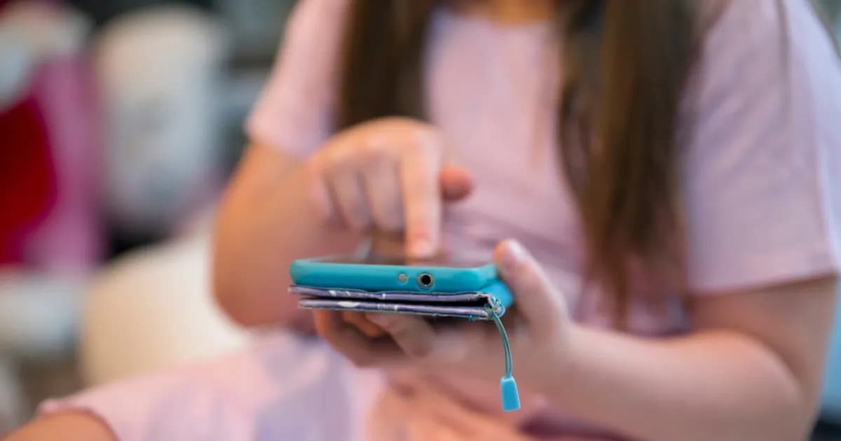 Condenan a prisión a un hombre por sexting con una menor en A Coruña