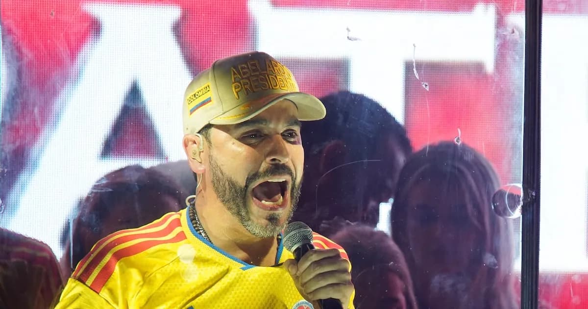 Abelardo de la Espriella asume la presidencia de Colombia tras una contienda digital intensa