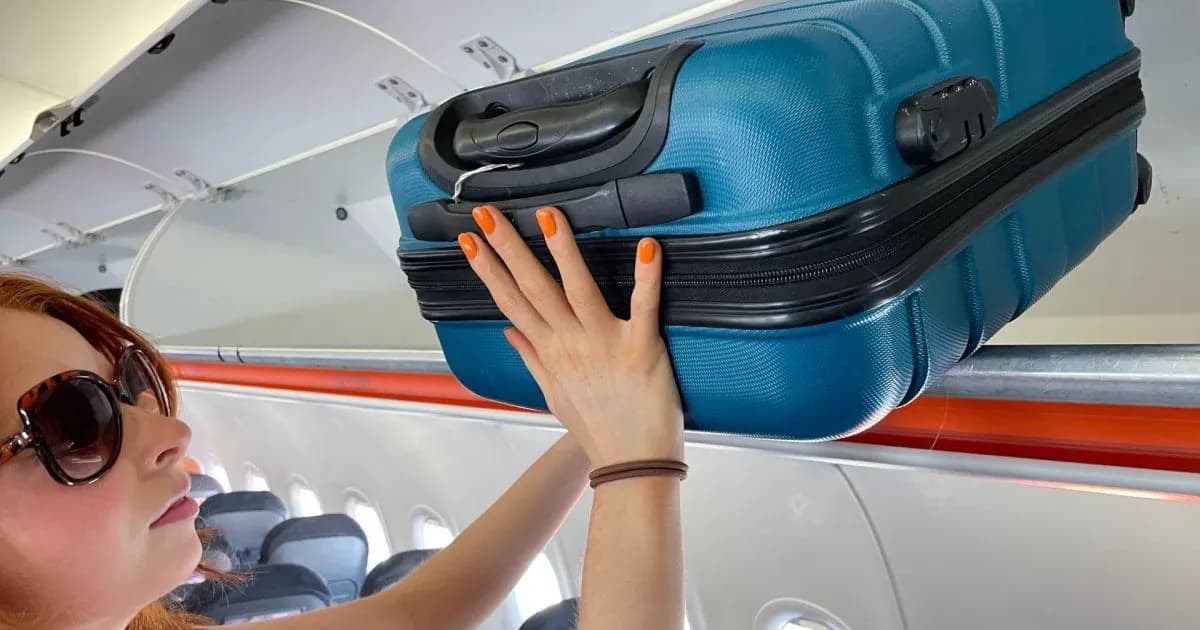 La Unión Europea prohíbe a las aerolíneas cobrar cargos adicionales por el equipaje de mano