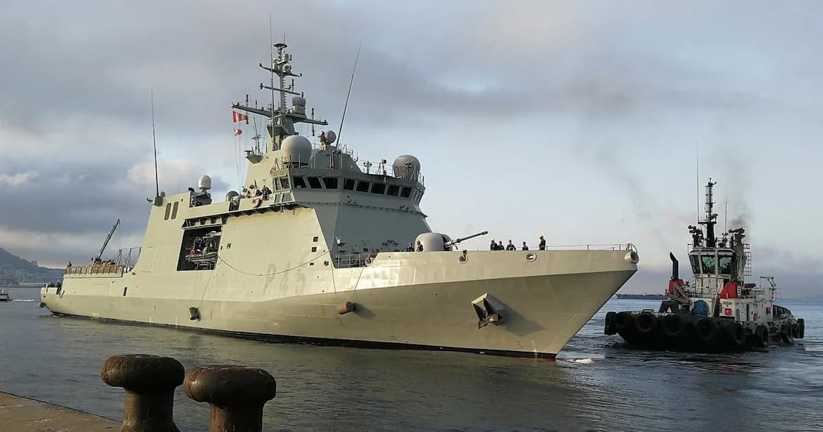 El BAM 'Audaz' recibe la visita del comandante del Mando de Operaciones en Cartagena