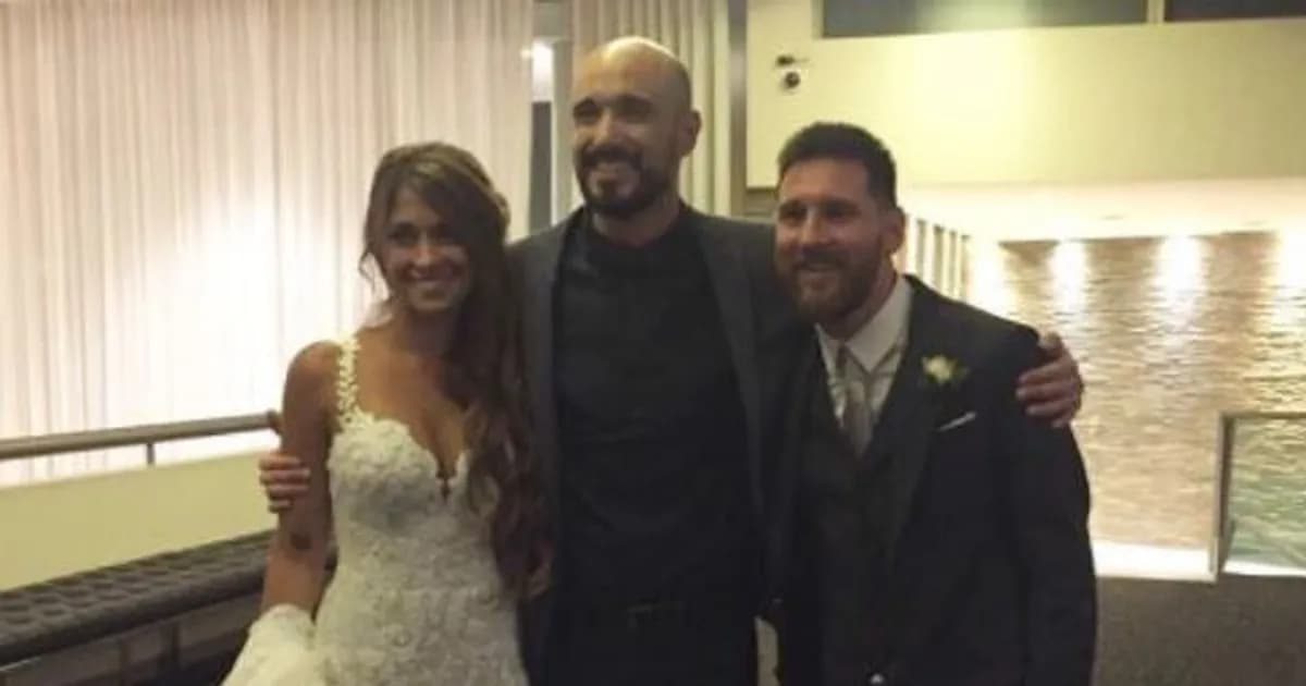 Abel Pintos sorprende a Messi en su cumpleaños con 5 mil niños en Rosario