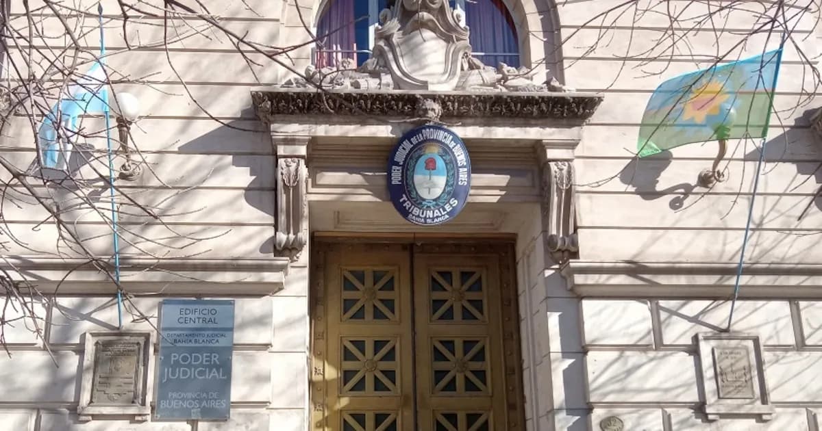 Solicitan 10 años de cárcel para siete hombres acusados de violación grupal en Bahía Blanca