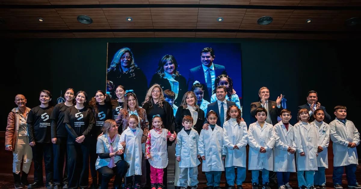San Juan celebra el éxito del Plan Comprendo y Aprendo con distinciones a aliados clave