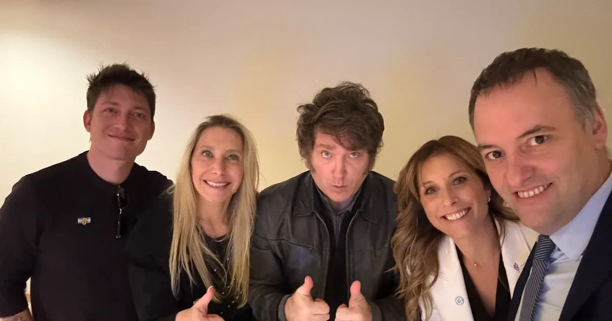 Karina Milei y Santiago Caputo: Un Forcejeo de Poder tras la Crisis Adorni