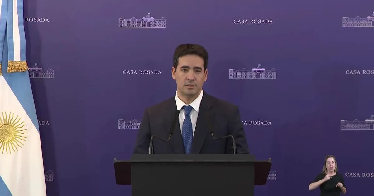 Ravier asume como vocero del Gobierno y redefine la comunicación pública