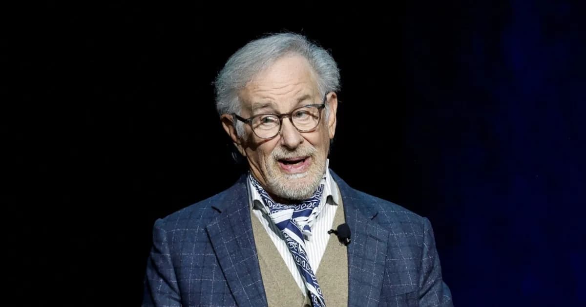Spielberg defiende la experiencia del cine y la necesidad de más tiempo en cartelera