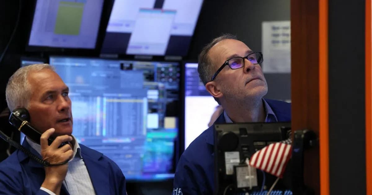 Wall Street finaliza la jornada en baja, aunque el sector salud amortigua las pérdidas