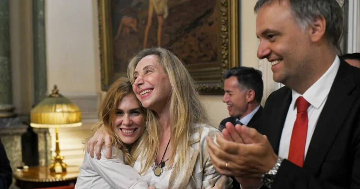El Gobierno busca minimizar el impacto de la salida de Adorni en medio del Mundial