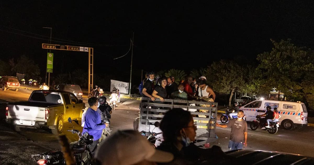 Voluntarios colapsan rescates en Venezuela tras terremotos devastadores
