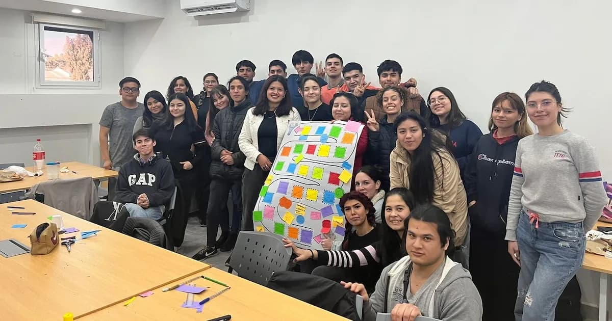 Fundación Empujar ofrece 500 becas para jóvenes en busca de empleo formal