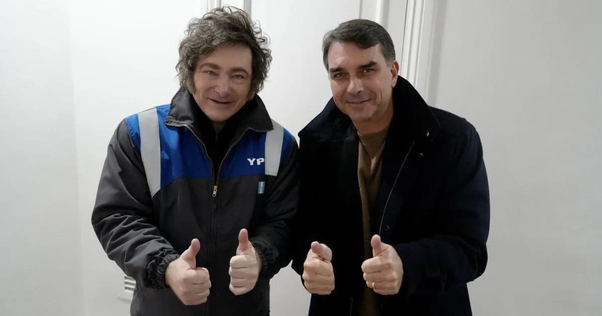 Javier Milei se reúne con Flávio Bolsonaro y reafirma lazos con la derecha brasileña