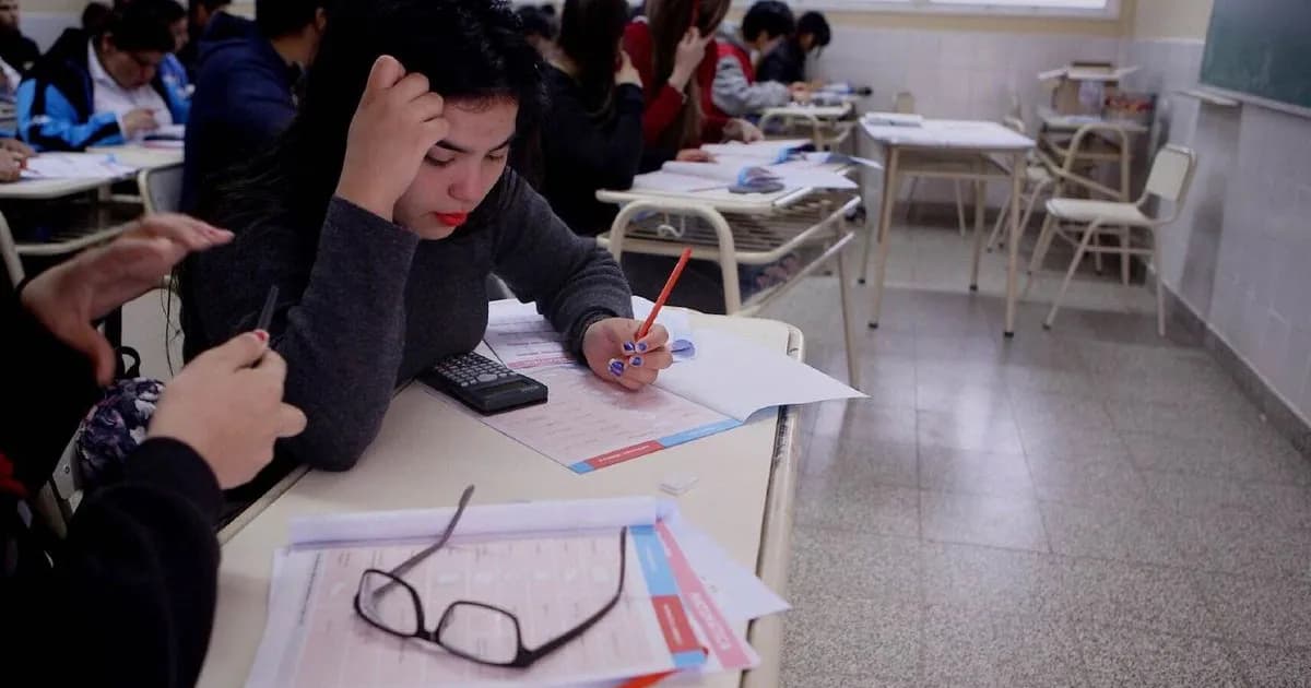 Resultados de las Pruebas Aprender 2025: Estudiantes de Primaria Marcan Récord en Lengua