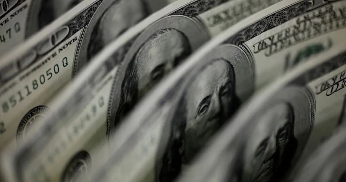 El dólar se incrementó un 5% en junio, superando a la inflación por primera vez desde octubre de 2025