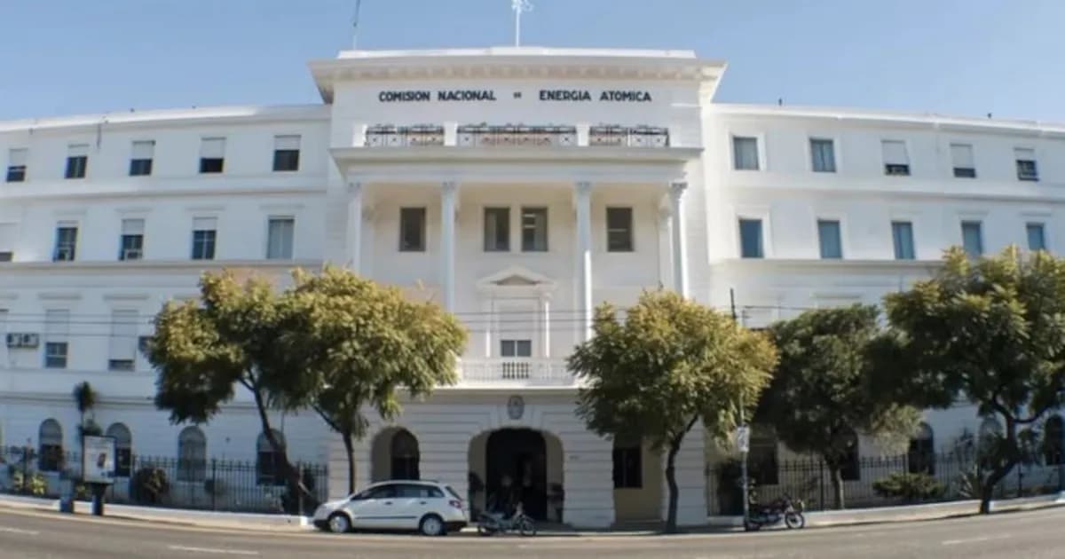 Protesta por los despidos en la Comisión Nacional de Energía Atómica: ATE tomó el edificio