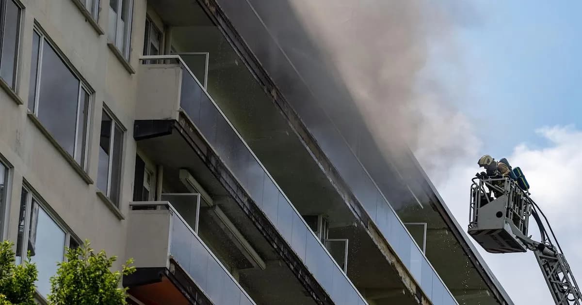 Tragedia en Amberes: incendio deja varios muertos y heridos en edificio de apartamentos
