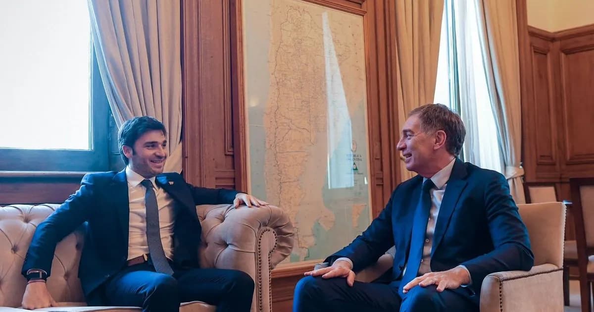 Ignacio Torres y Diego Santilli discuten reforma electoral en la Casa Rosada