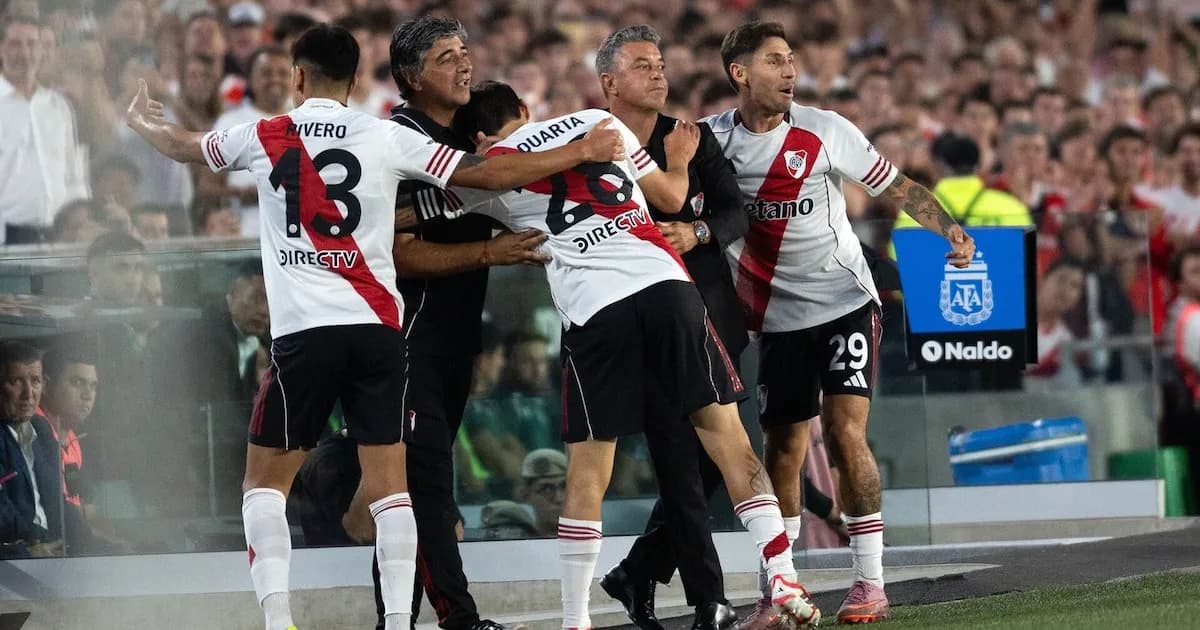 Martínez Quarta rinde homenaje a Gallardo tras su gol en la despedida del DT