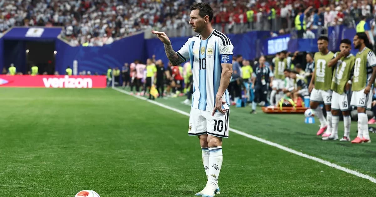 Messi brilla en un partido épico: Argentina supera a Egipto en los octavos del Mundial
