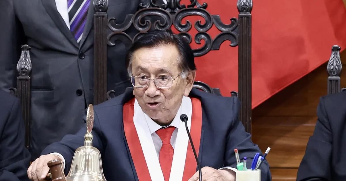 José Balcázar asume como nuevo presidente interino del Perú con llamado a la unidad