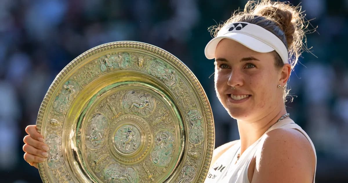 Linda Noskova se corona campeona en Wimbledon tras vencer a Karolina Muchova