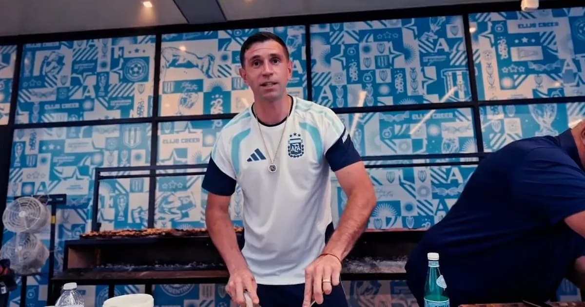 La selección argentina se prepara con un asado antes de enfrentar a Inglaterra en el Mundial 2026