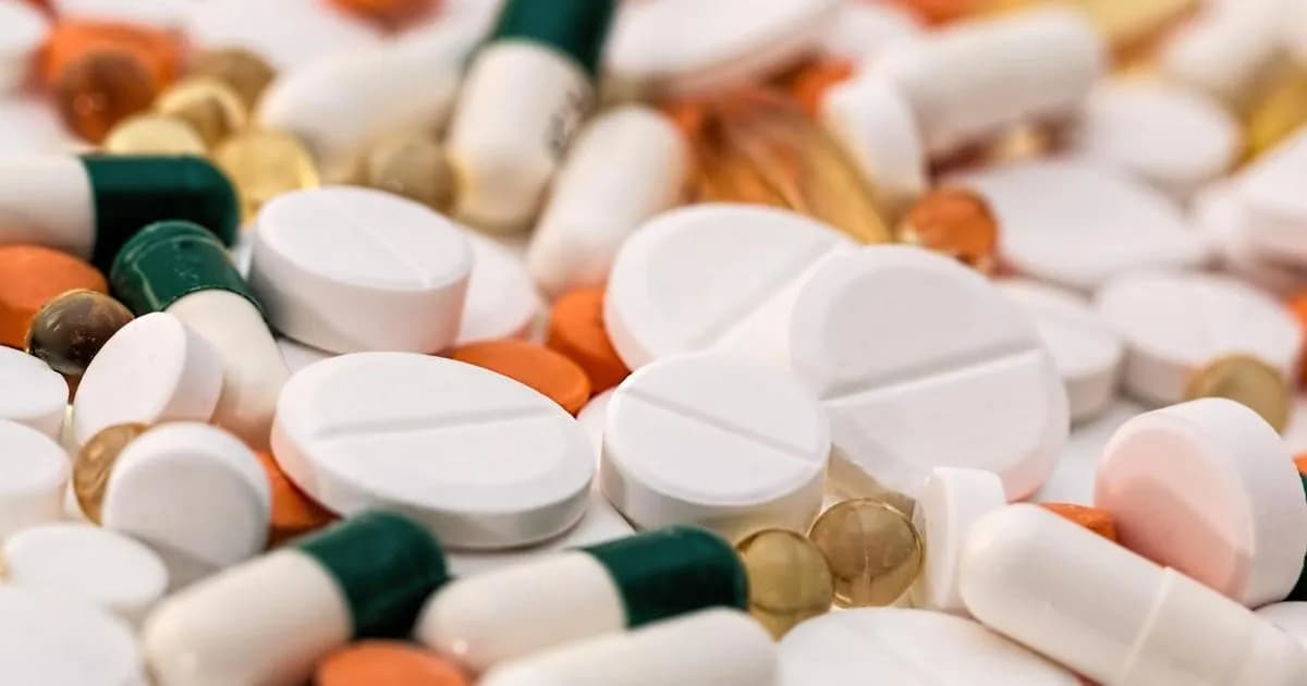 Desmantelan red de medicamentos falsificados en Perú: Apronax y Gravol entre los incautados