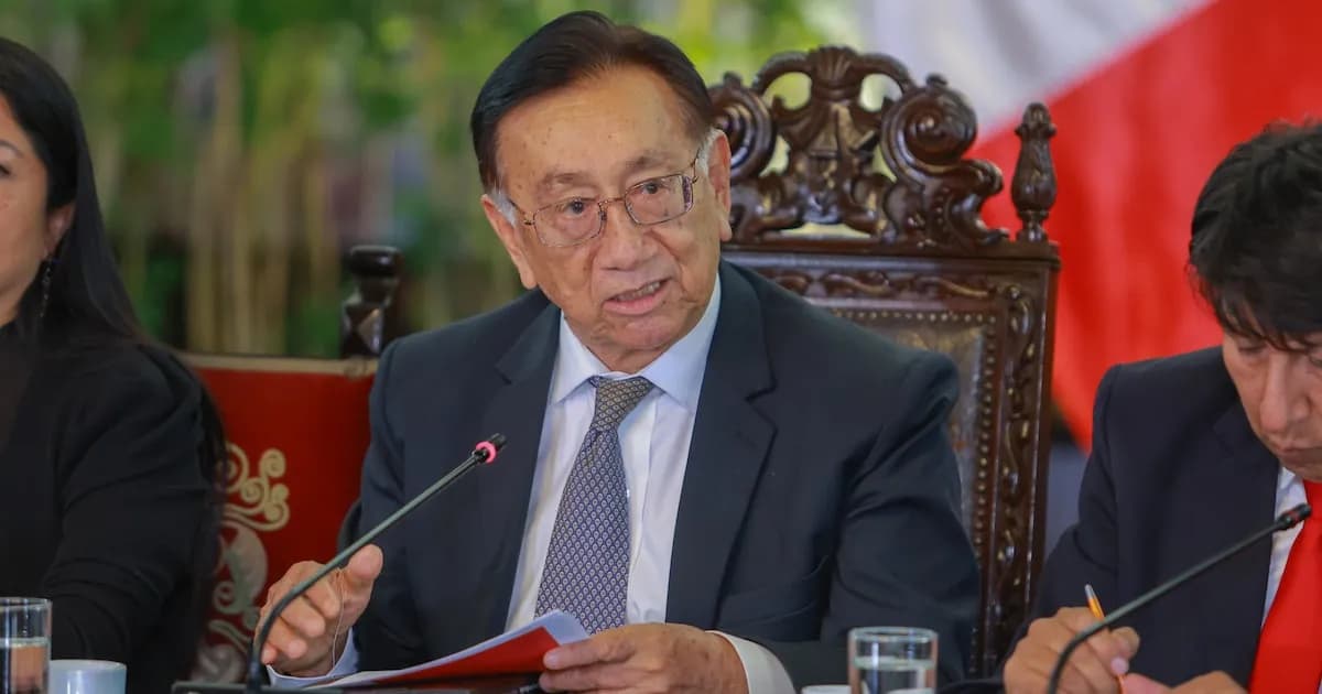 Balcázar suprime el lema ‘El Perú a toda máquina’ de la gestión anterior