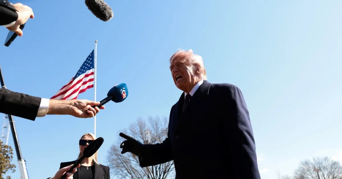 Trump sugiere una posible 'toma amistosa' de control en Cuba