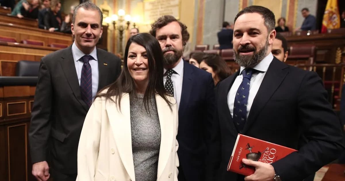 Abascal refuerza el control de Vox en medio de acusaciones de guerra sucia interna