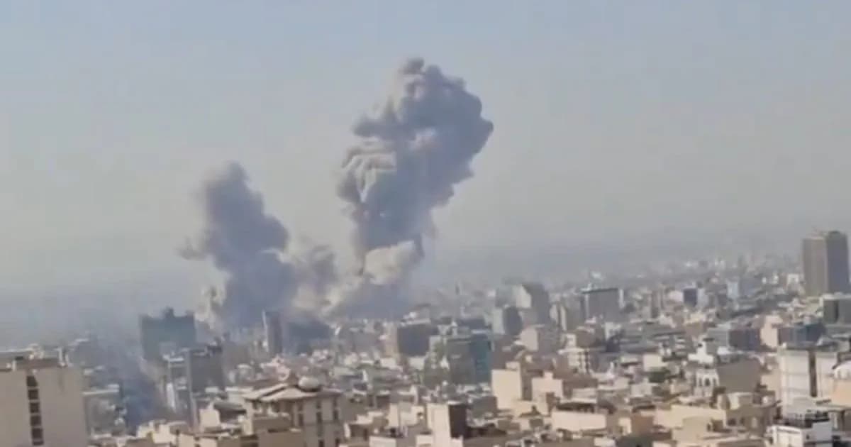 Ofensiva conjunta de EEUU e Israel contra Irán: ataques aéreos y respuestas bélicas