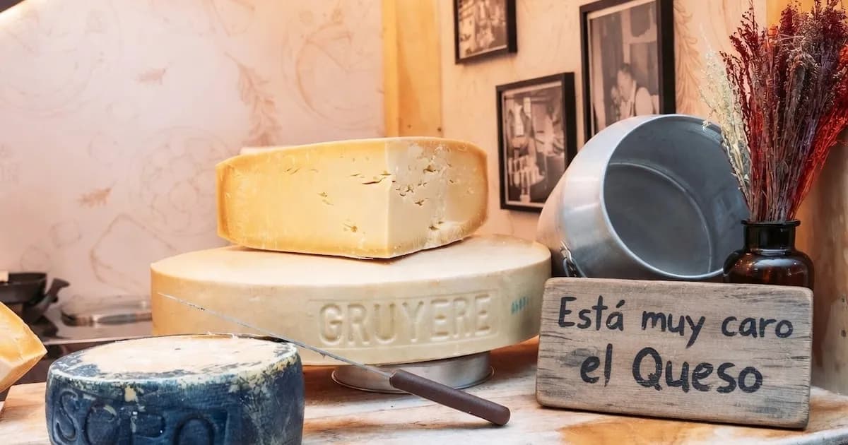 Caen precios del queso al por mayor en Colombia, pero no en tiendas: alerta de crisis láctea