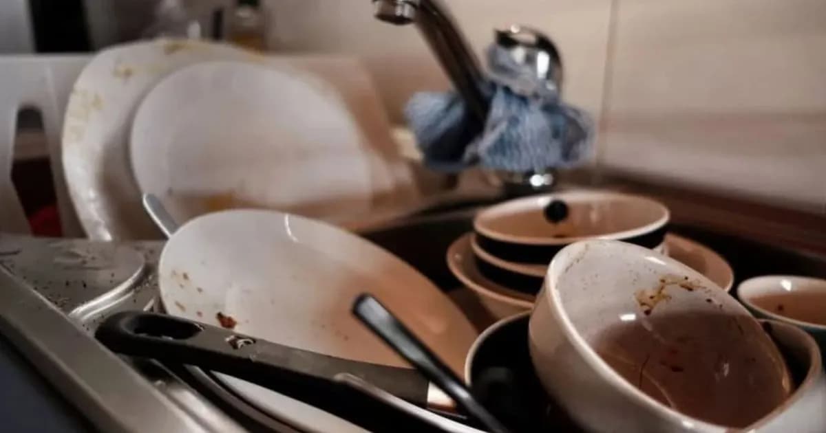 ¿Qué dice tu personalidad si no lavas los platos después de comer?