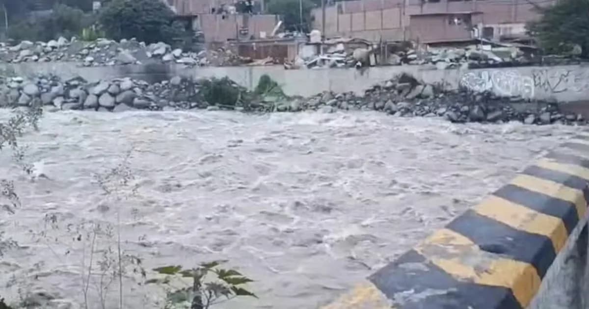 El río Rímac reduce su caudal, pero se mantiene la alerta en la región