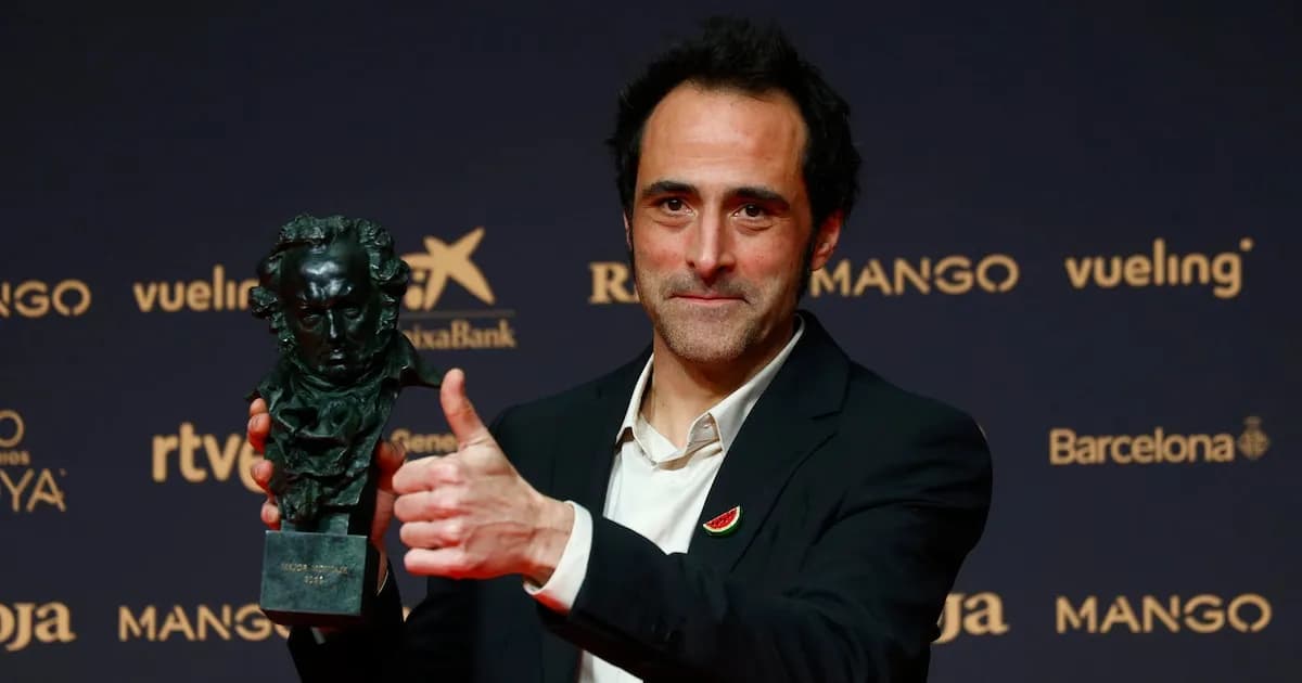 El Goya que une generaciones: hijo del escultor reconoce a su padre en la gala