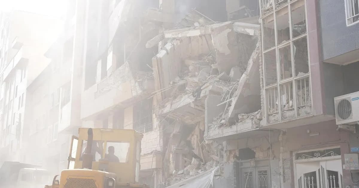 Las autoridades iraníes elevan a 148 las niñas muertas en el bombardeo israelí de una escuela en el sur del país