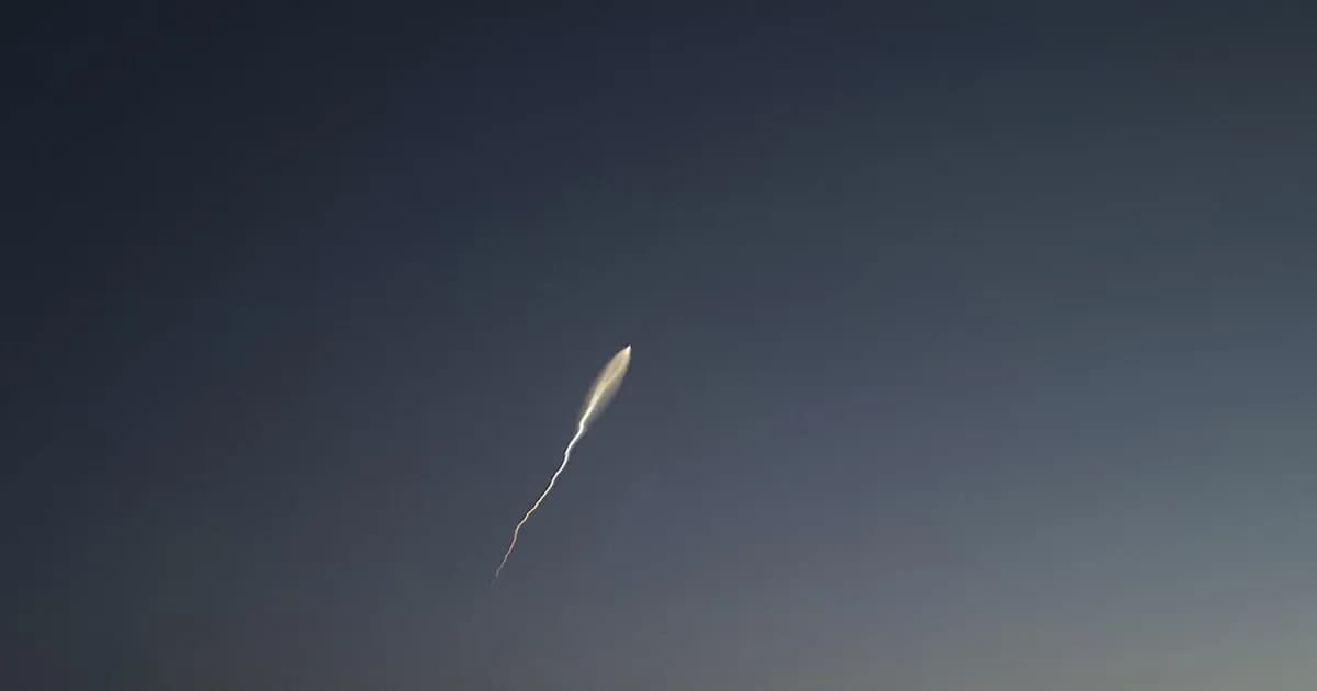 Irán intensifica ataques contra bases estadounidenses y amenaza a Israel