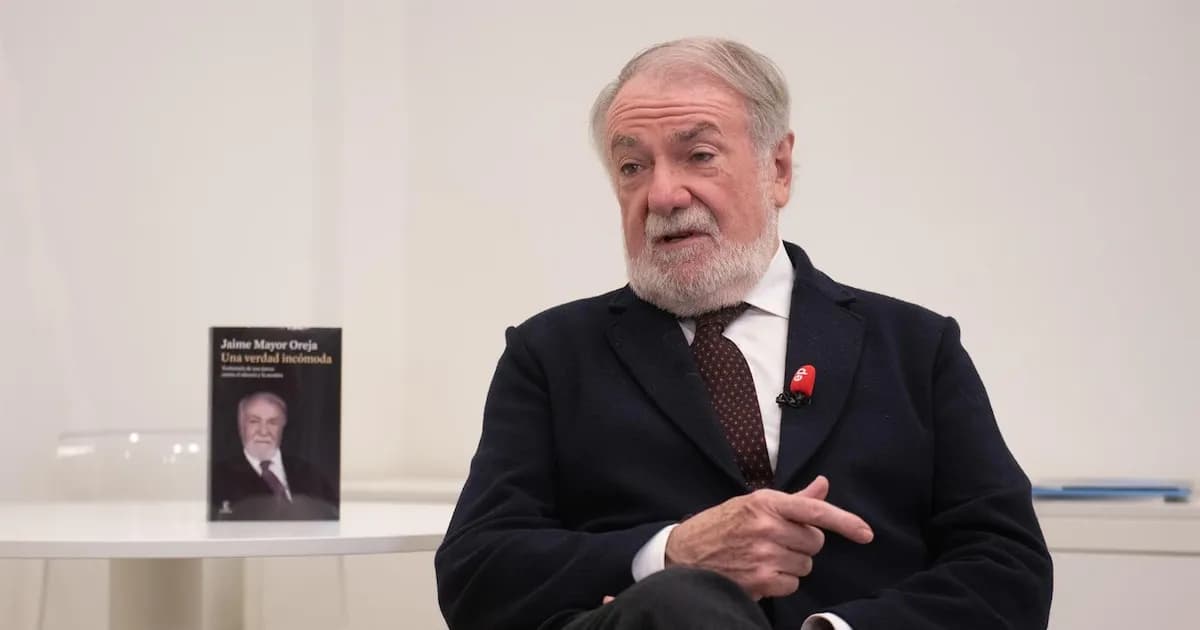 Mayor Oreja insta a PP y Vox a forjar una coalición para evitar el retroceso político