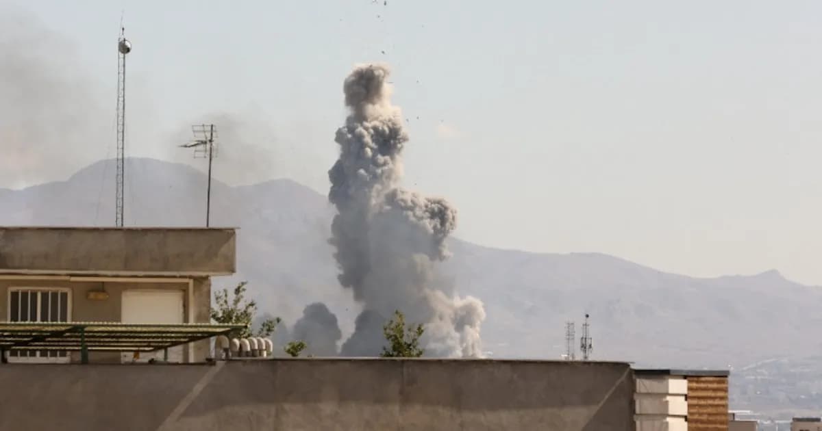 España prepara evacuación para 30.000 ciudadanos en Oriente Medio ante la creciente tensión