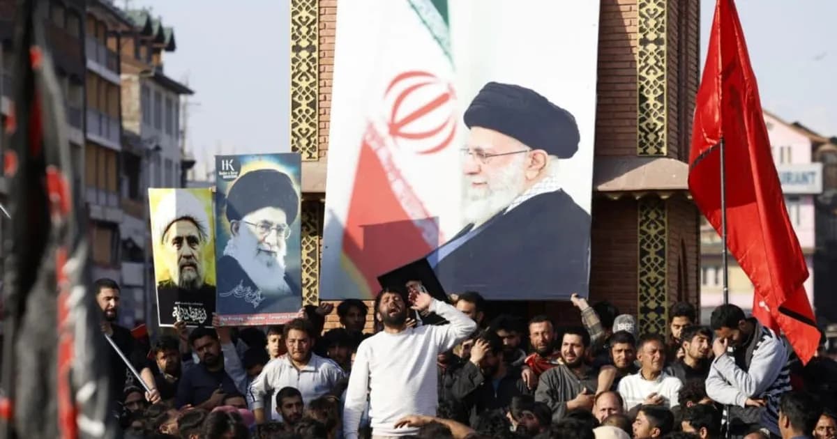 Protestas y disturbios en Irán y Pakistán tras la muerte de Alí Jameneí