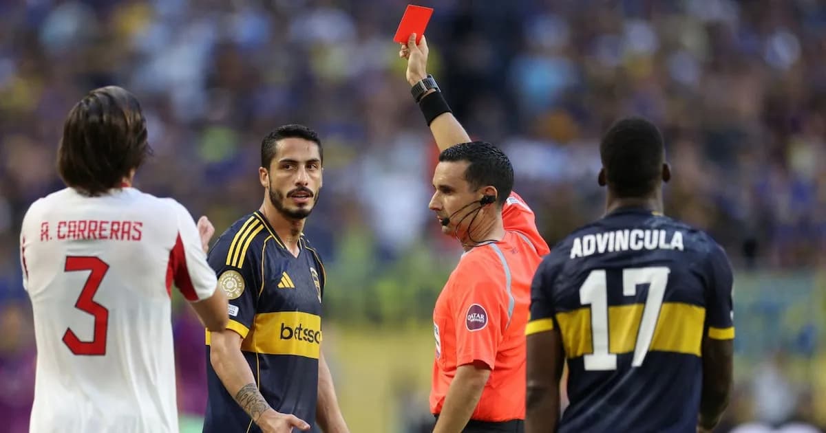 Árbitros mexicanos varados en Qatar por cierre de aeropuertos tras tensiones en Medio Oriente