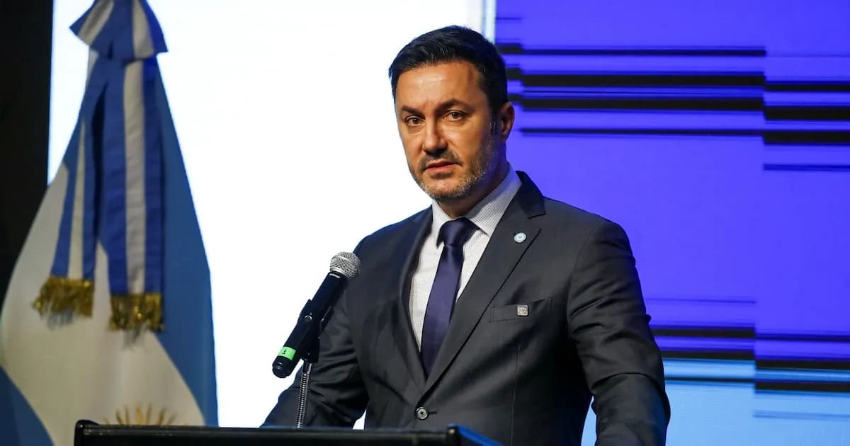 Luis Petri critica a Villarruel por su actitud durante la apertura de sesiones