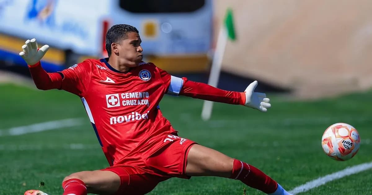 Kevin Mier vuelve al fútbol en México tras fractura y busca un lugar en el Mundial 2026