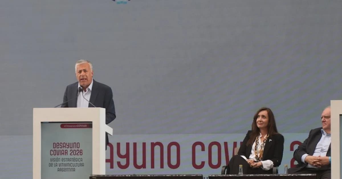 Villarruel y Cornejo brillan en la Vendimia, pero evitan a Petri en Mendoza