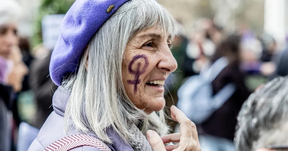 Cerca de 9.000 personas se movilizan en Canarias por el Día Internacional de la Mujer