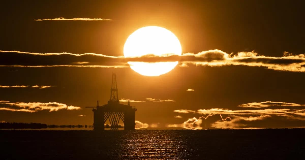 Wall Street avanza tras declaraciones de Trump, mientras el petróleo se desploma