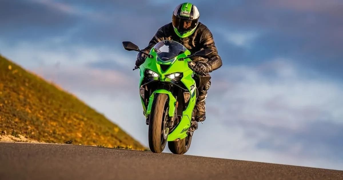 Las motos se consolidan como inversión en movilidad urbana: claves para su compra