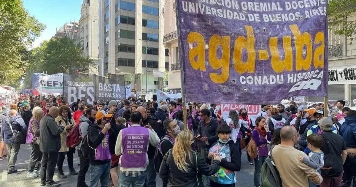 Docentes universitarios advierten sobre posible postergación del inicio de clases