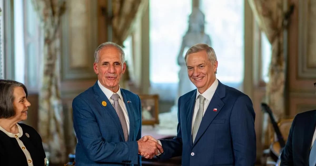 Honduras y Chile fortalecen lazos en encuentro entre Asfura y Kast