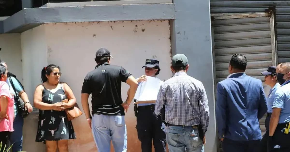 Tragedia en Honduras: Hombre de 62 años muere al caer de un árbol durante trabajo eléctrico