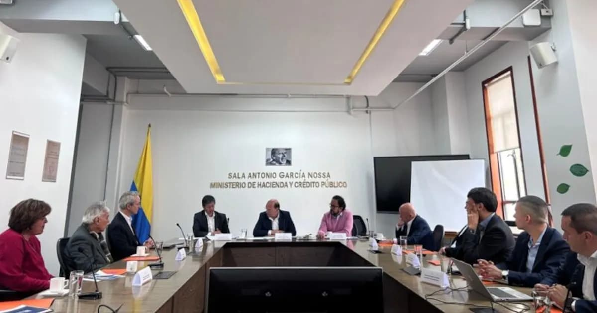 Acuerdo entre Gobierno y bancos para apoyar a regiones afectadas por el invierno